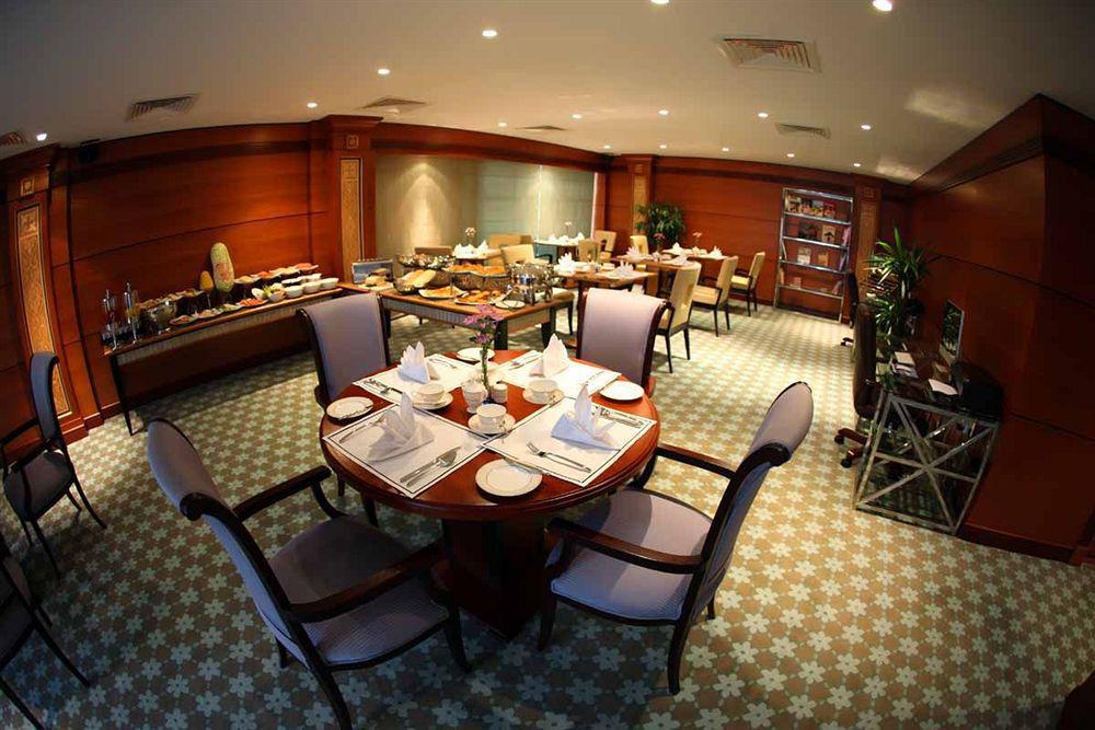 Wiseman Grand Hotel Doha Luaran gambar